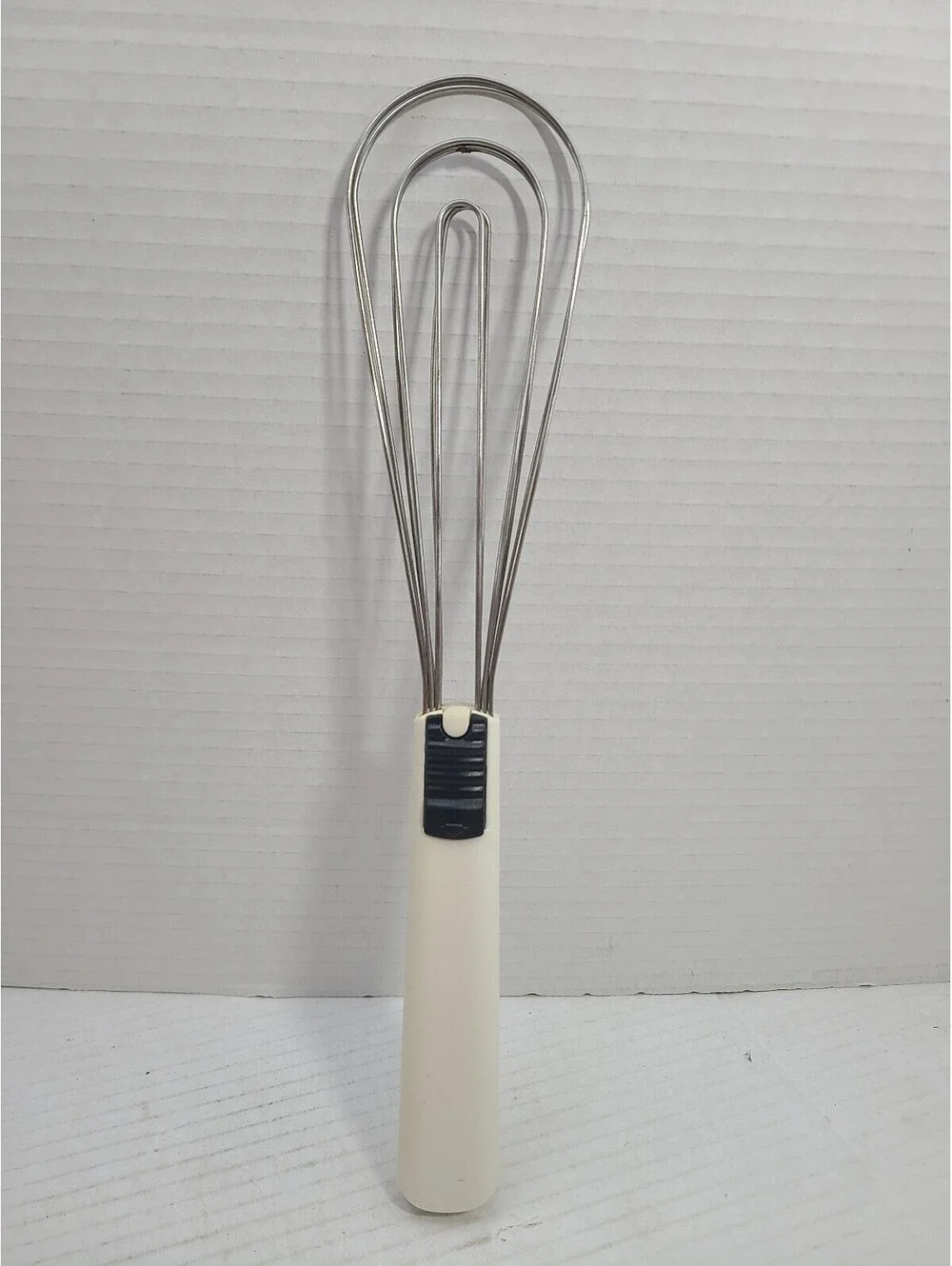Vintage Multi Function 6 in 1 Kitchen Tool - Whisk, Tong, Flip - Locking Handle